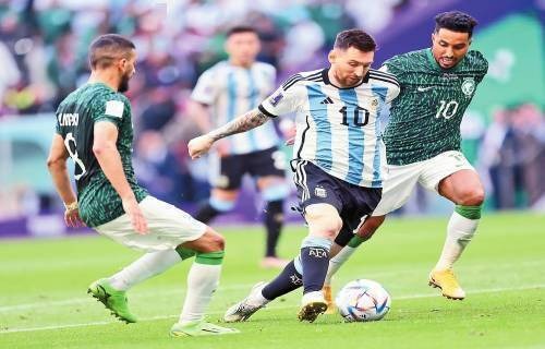 莱昂纳德35分哈登32+10 快船力克黄蜂近12战10胜